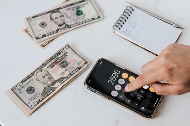Emergency Fund vs Savings Account: What's the Difference?